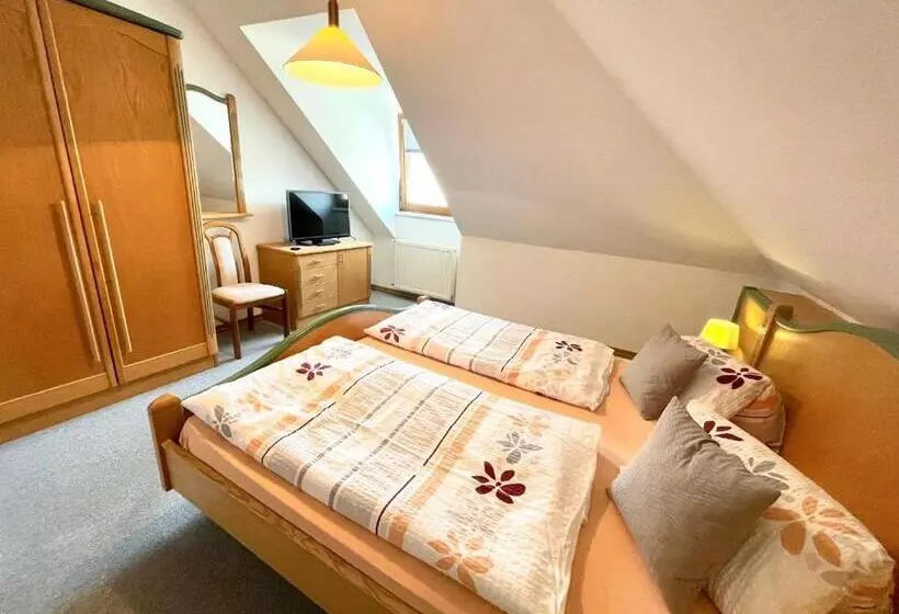 ペンション Seeappartements Bacher