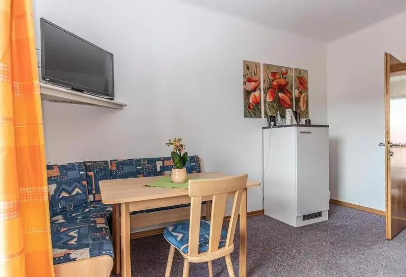 ペンション Seeappartements Bacher