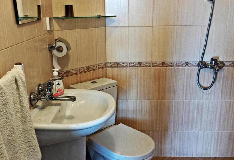 ペンション Trendy Inn