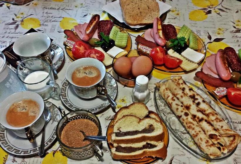 ペンション Trendy Inn