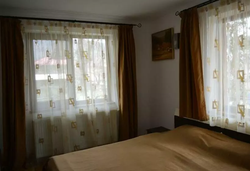 پانسیون Vila Villador