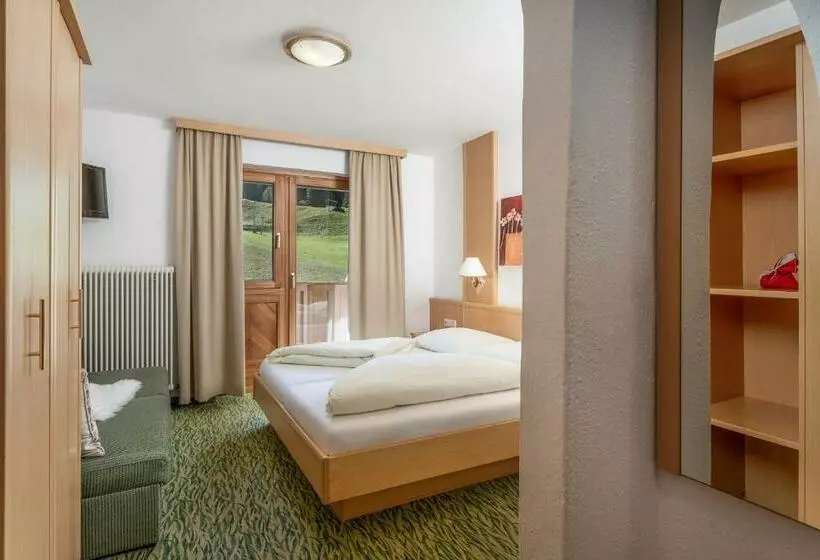 هتل Oberlehenhof
