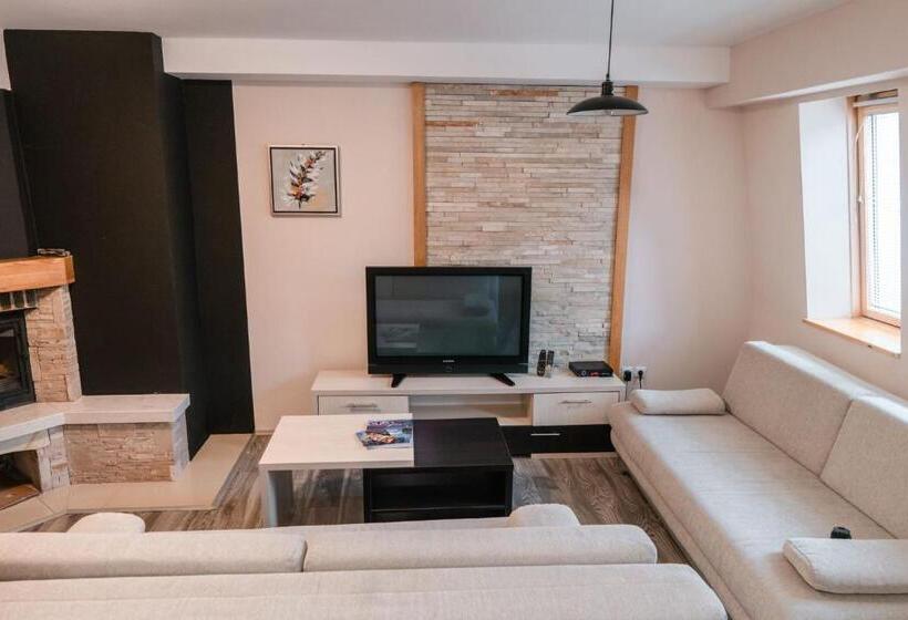 پانسیون Apartments And Rooms Max Well