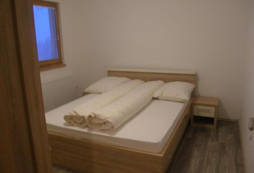 پانسیون Apartments And Rooms Max Well