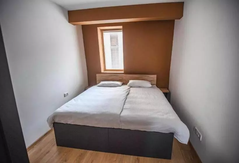 پانسیون Apartments And Rooms Max Well