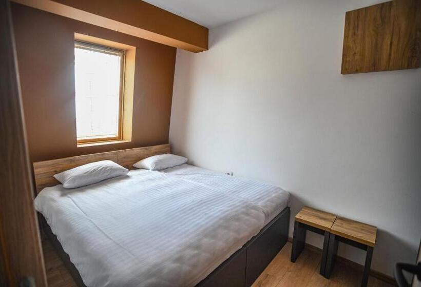 پانسیون Apartments And Rooms Max Well