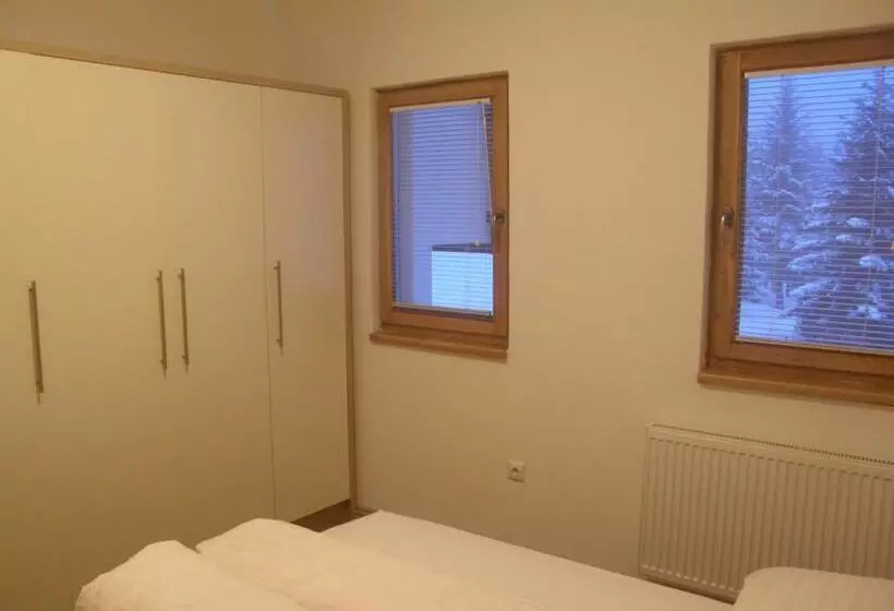 پانسیون Apartments And Rooms Max Well