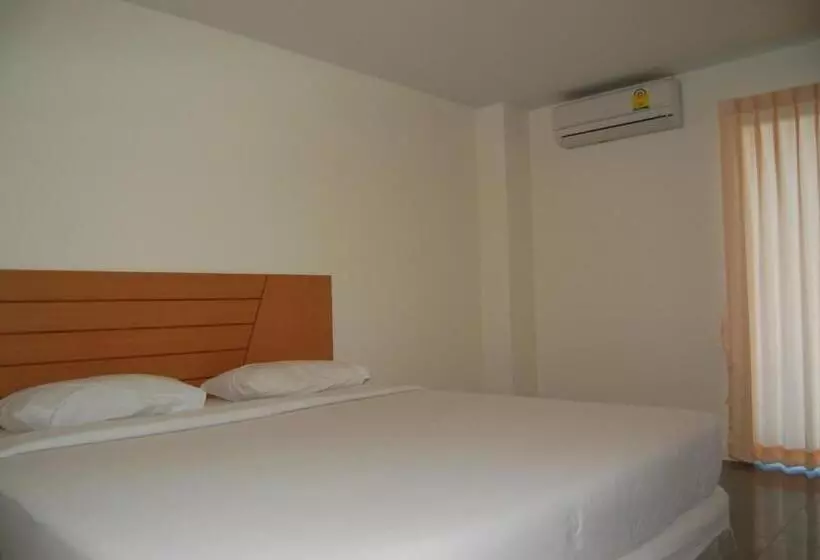 酒店 Baan Manthana House