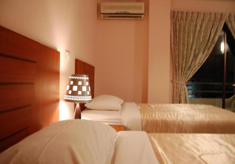 Hotel Baan Manthana House