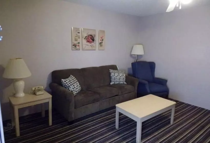 호텔 Bavarian Haus Lakefront Inn