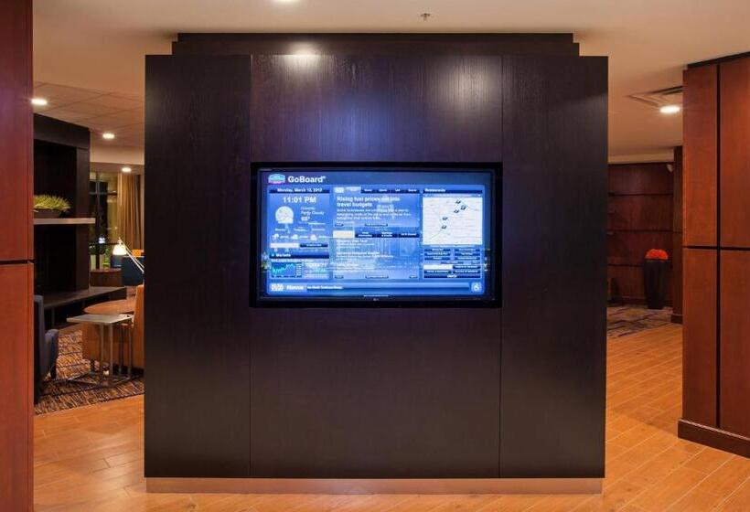 בית מלון כפרי Courtyard Louisville Northeast