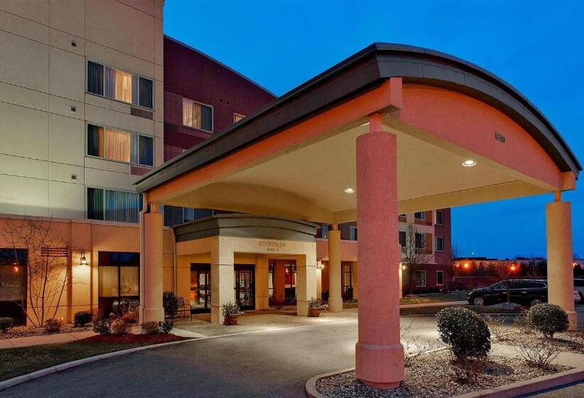 בית מלון כפרי Courtyard Louisville Northeast