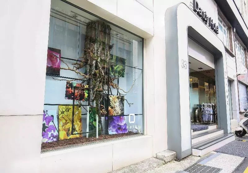 Dandy Hotel Daan Park Branch