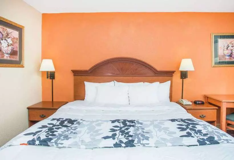 호텔 Days Inn By Wyndham Athens