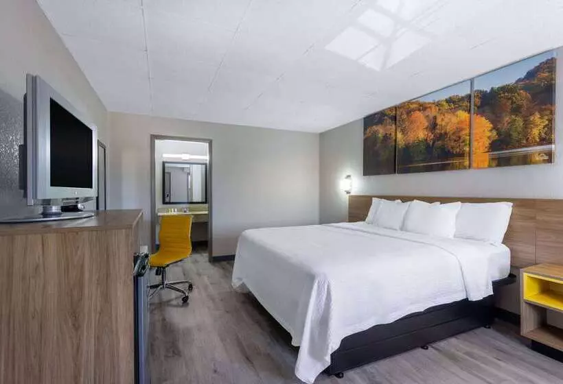 호텔 Days Inn By Wyndham Lincolnton