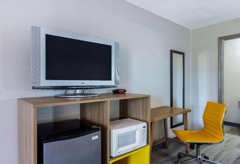 فندق Days Inn By Wyndham Lincolnton