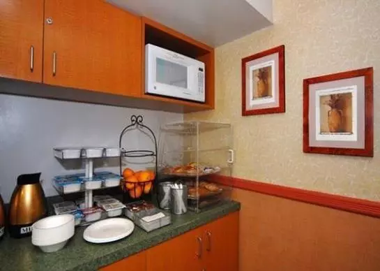 酒店 Econo Lodge South Ozone Park