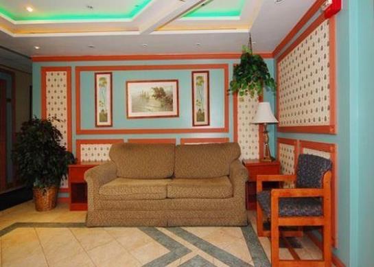 בית מלון כפרי Econo Lodge South Ozone Park