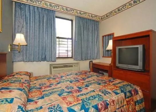 酒店 Econo Lodge South Ozone Park