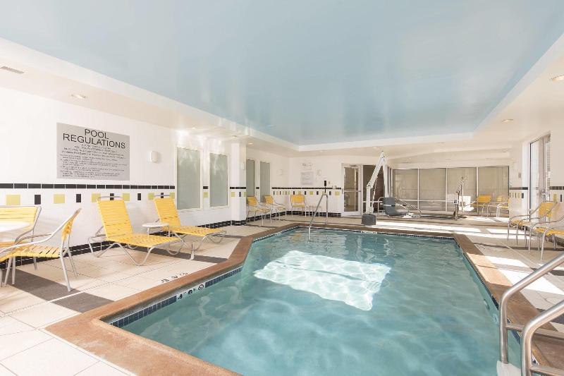 فندق Fairfield Inn & Suites By Marriott Omaha Downtown