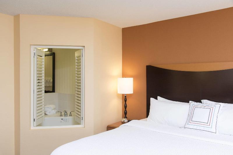 فندق Fairfield Inn & Suites By Marriott Omaha Downtown