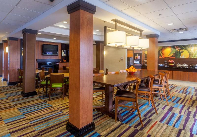 فندق Fairfield Inn & Suites By Marriott Omaha Downtown