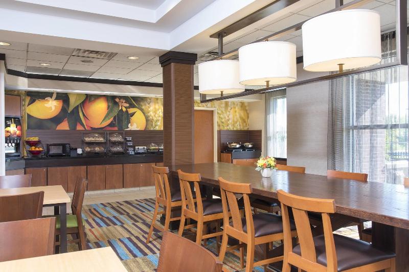 فندق Fairfield Inn & Suites By Marriott Omaha Downtown