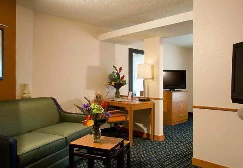 Otel Fairfield Inn & Suites By Marriott Omaha Downtown