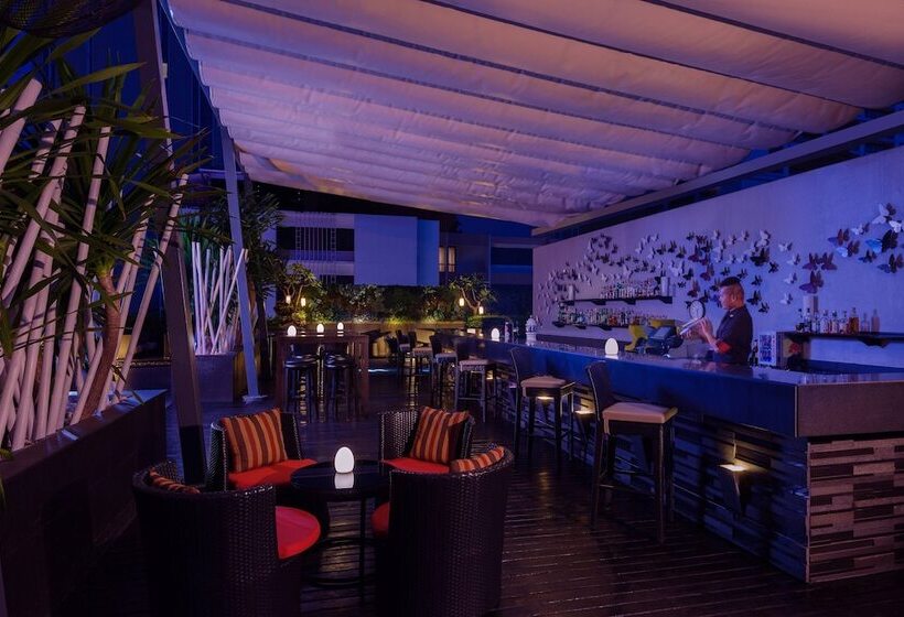 Hotel Four Points By Sheraton Bangkok Sukhumvit 15