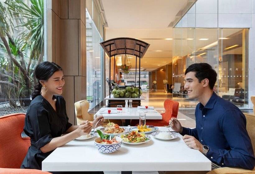 Hotel Four Points By Sheraton Bangkok Sukhumvit 15