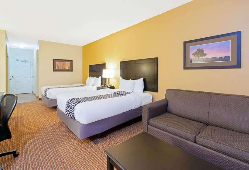 בית מלון כפרי La Quinta By Wyndham Stillwater  University Area