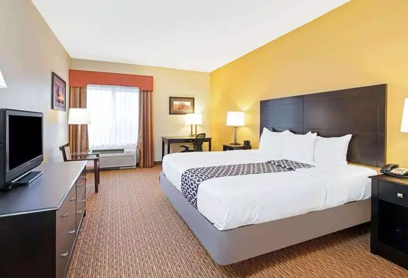 酒店 La Quinta By Wyndham Stillwater  University Area