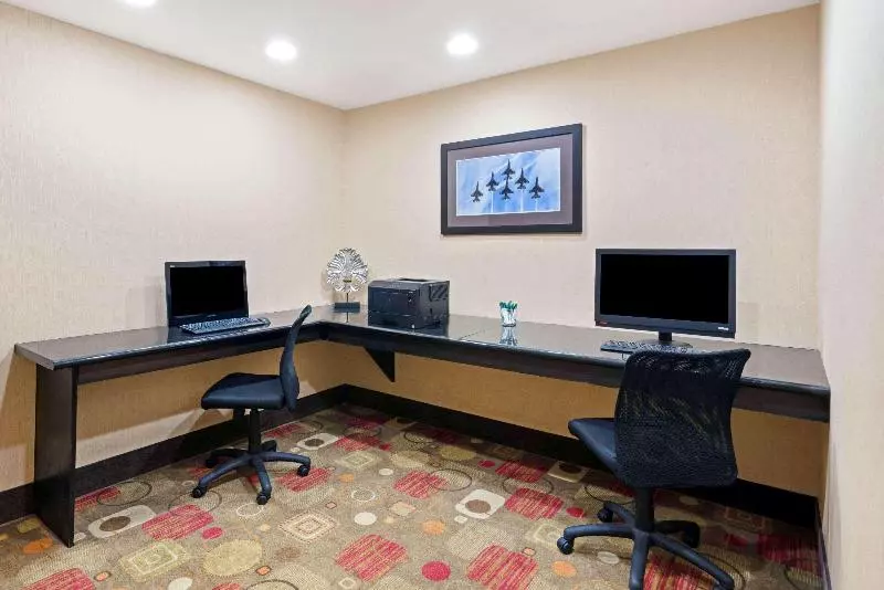 酒店 La Quinta By Wyndham Stillwater  University Area