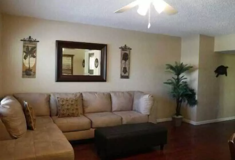 ホテル Oasis Palms Resort