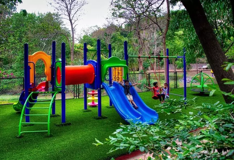 Отель Gateway Nashik