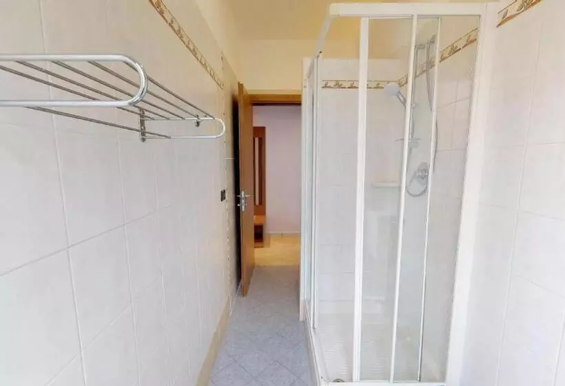 Miriam Hotel & Residence