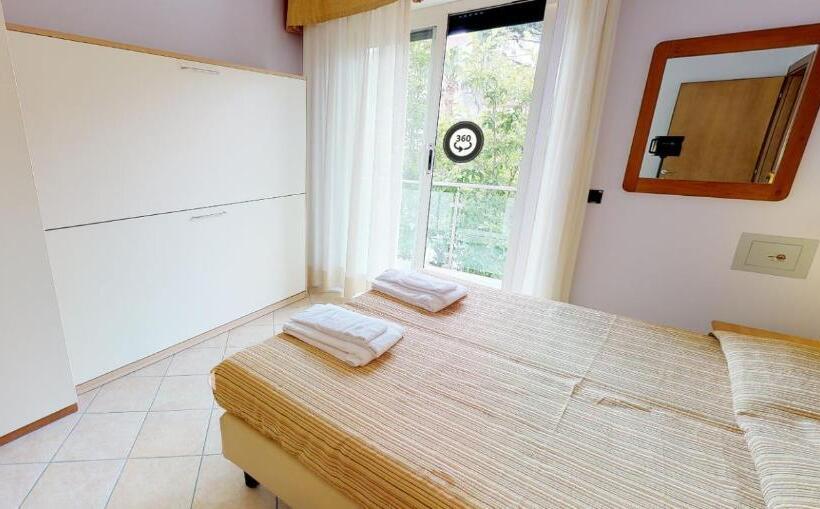 Miriam Hotel & Residence