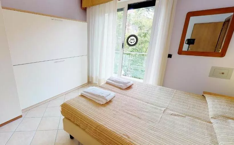 Miriam Hotel & Residence