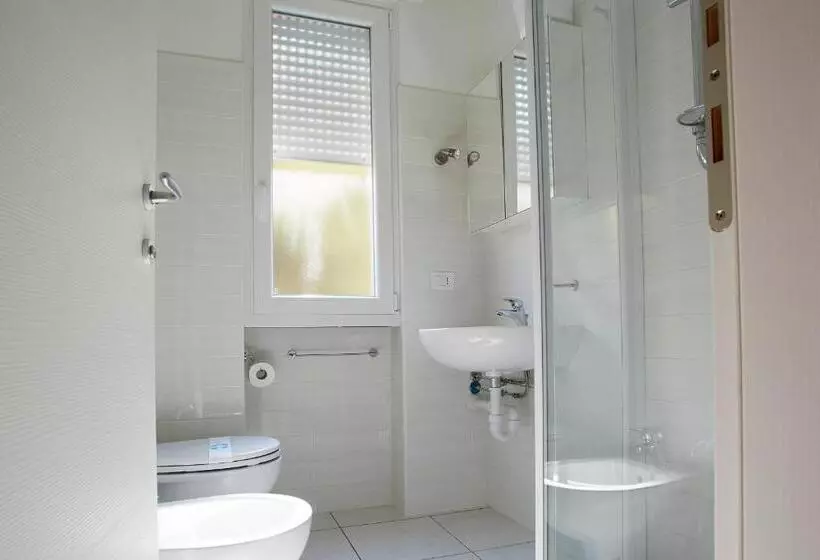 Miriam Hotel & Residence