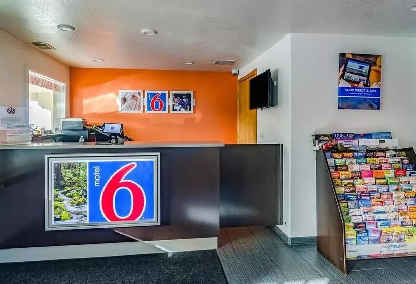 Motel 6 Portland, Or  Gresham
