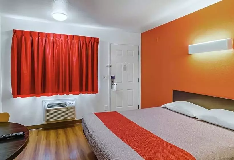 Motel 6 Portland, Or  Gresham
