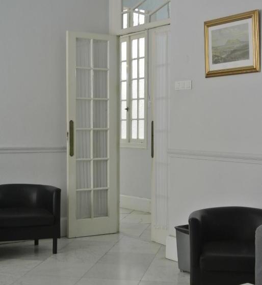 Pensión Santa Paula