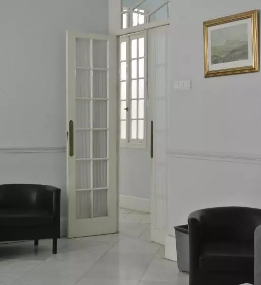 Pensión Santa Paula