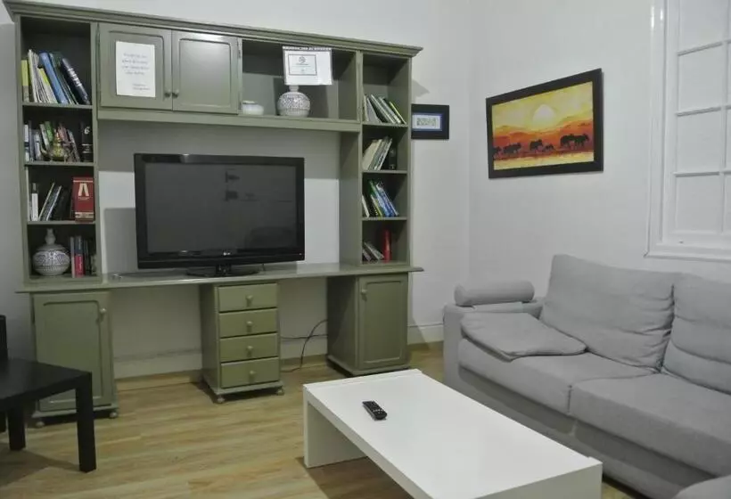 Pensión Santa Paula