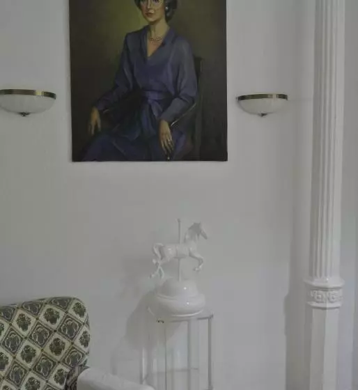 Pensión Santa Paula