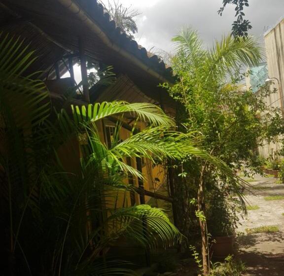 هتل El Patio De Don Moncho