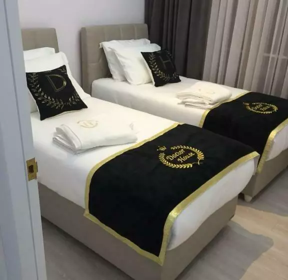 Hotelli Doctor House