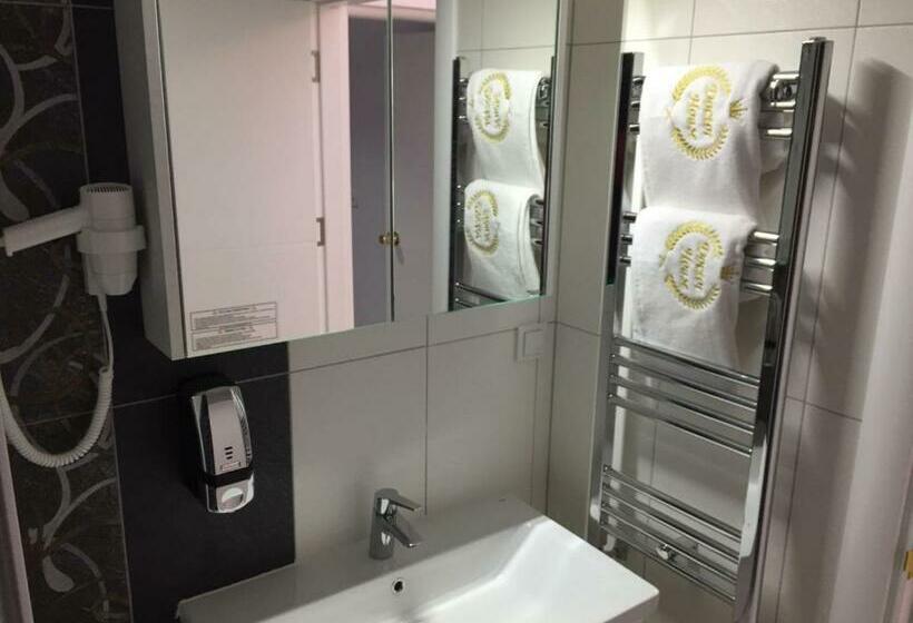 ホテル Doctor House