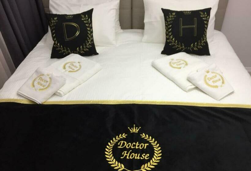 ホテル Doctor House