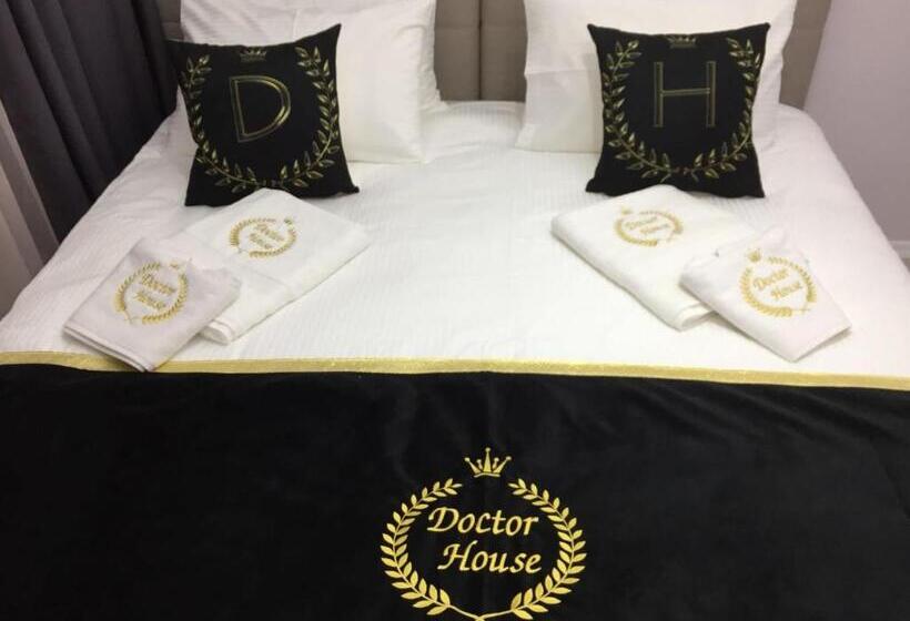 ホテル Doctor House